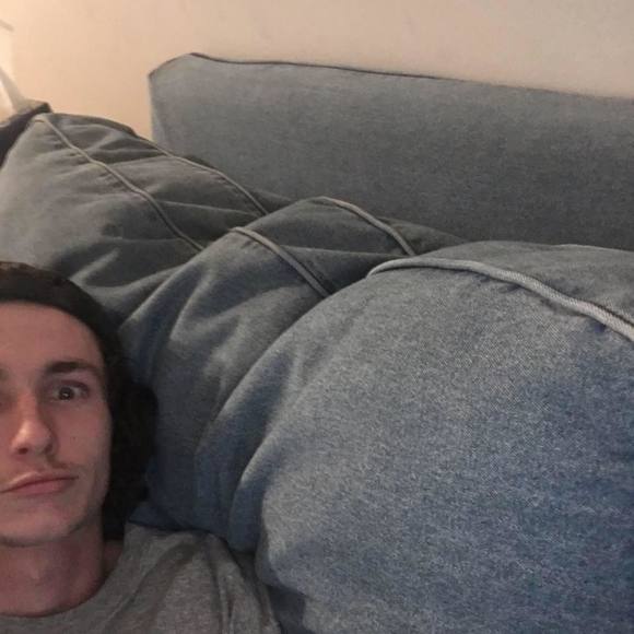 Meet your Posher, Nick - Picture 1 of 1